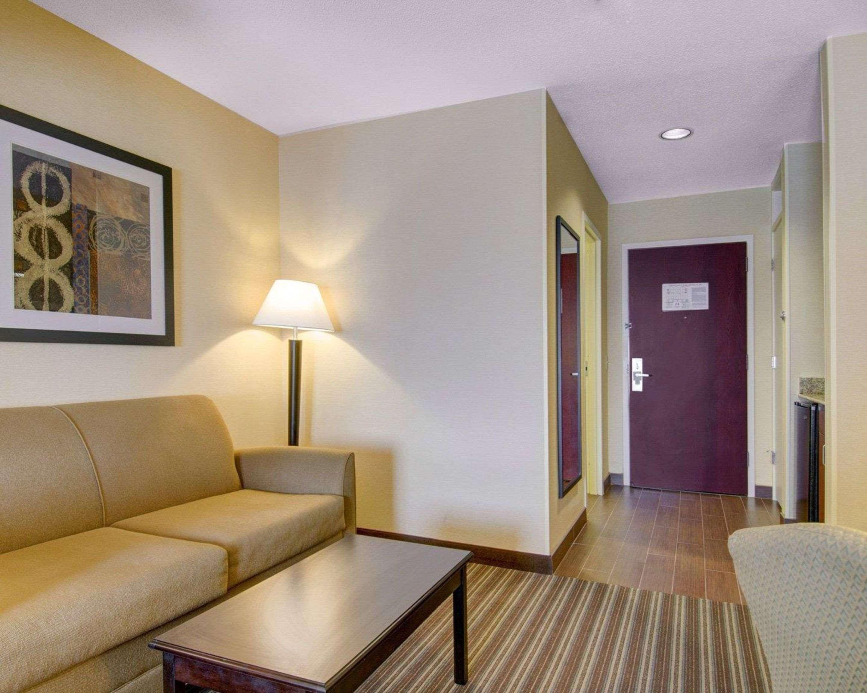 Spark By Hilton Woburn Boston Экстерьер фото