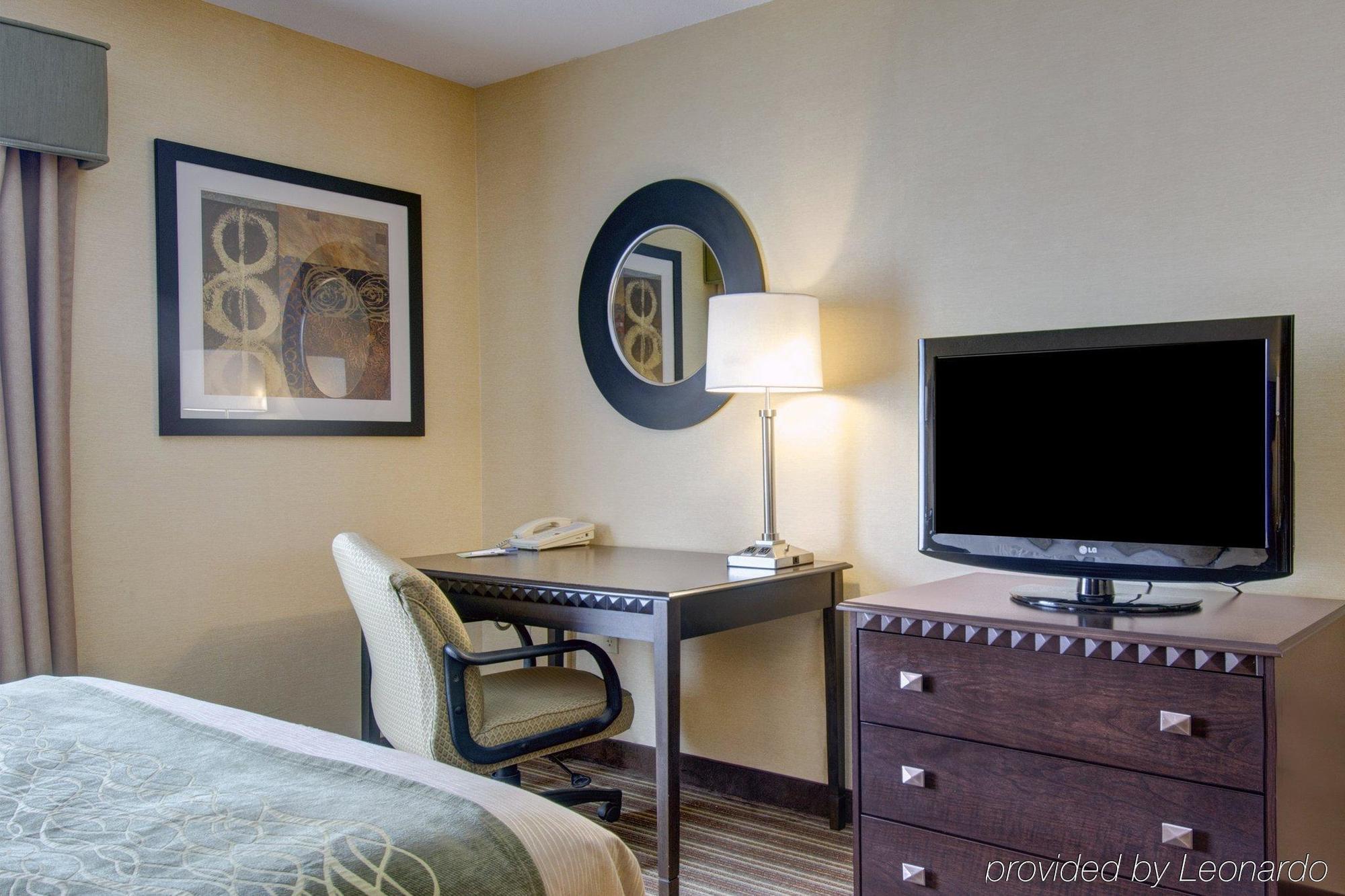 Spark By Hilton Woburn Boston Экстерьер фото